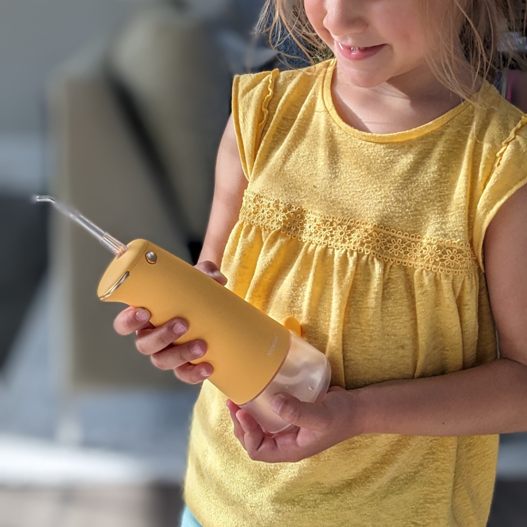 Premium Kids' Water Flosser